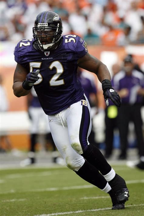 Baltimore Ravens MLB Ray Lewis | Ray lewis, Football helmets, Lewis