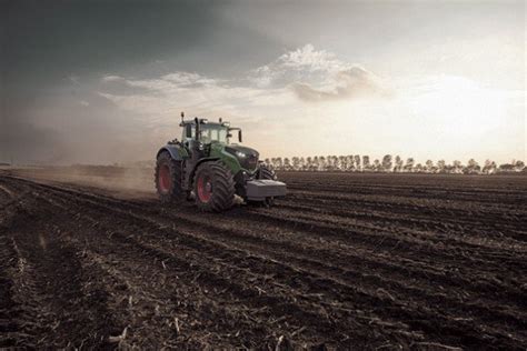 Fendt Unveils New 1000 Vario Tractors Ohio Ag Net Ohio S Country