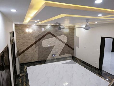 Marla Beautiful Portion For Rent In Lake City Sector M Block B