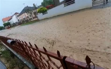 VIDEO Snažno nevrijeme pogodilo istok Hrvatske U Belom Manastiru