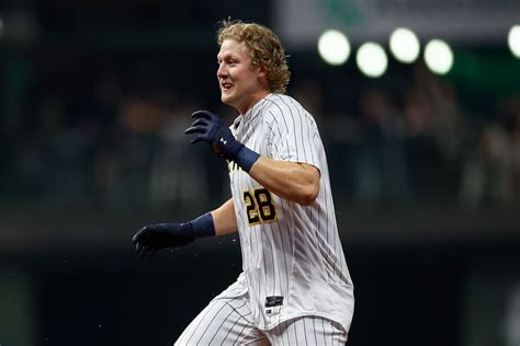 Joey Wiemers Walk Off Sac Fly Sends The Brewers Home Winners