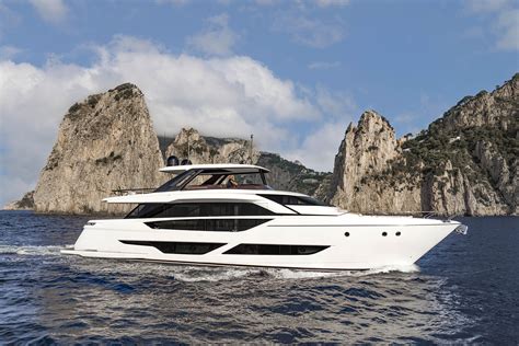 Les Yachts Expos S Du Groupe Ferretti Au Flibs Abys Yachting