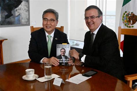 Relaciones Exteriores On Twitter RT M Ebrard Con Mi Gran Amigo Park