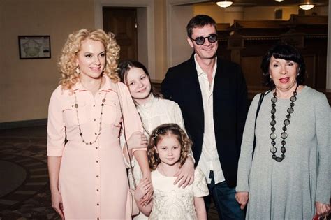 Порошина мария биография личная жизнь мужья дети фото родители