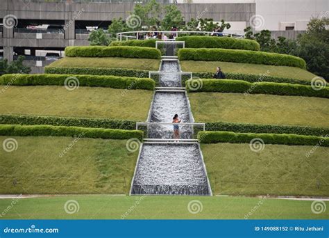 Jardines Del Centenario Mcgovern En Hermann Park En Houston Texas