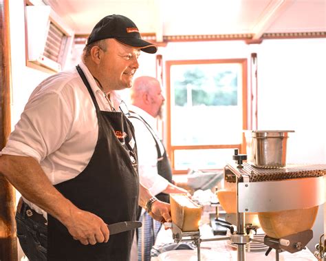 La Raclette Du Valais Aop Et Son Ambassadeur Eddy Baillifard Lausanne