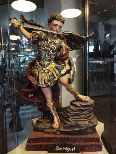 comprar Escultura San Miguel Arcángel Con Escudo 40 Cm Fino