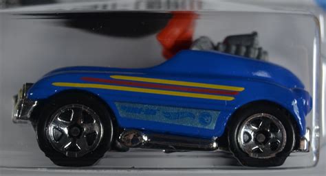 Show Your Regular Treasure Hunt Hot Wheels Logo Circle Flame Symbol