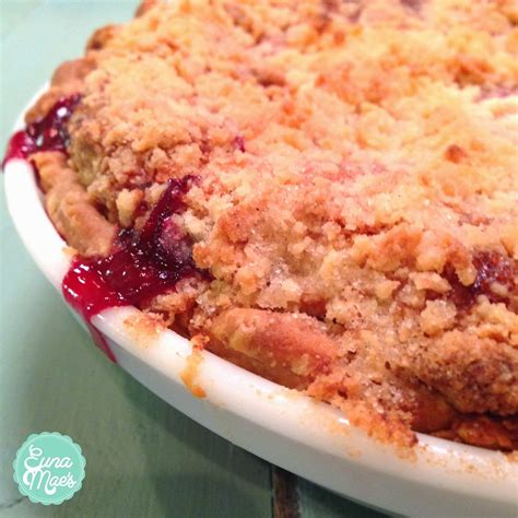 Euna Mae S Sour Cherry Crumble Pie