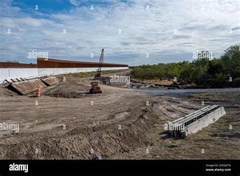 Mexico texas border hi-res stock photography and images - Alamy