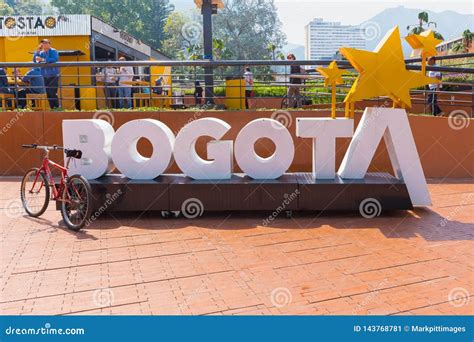 Muestra Del Parque De La Independencia De Bogotá Del Nombre De La