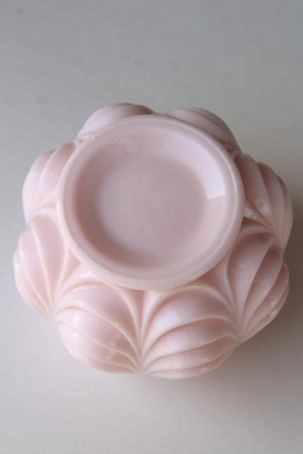 Vintage Shell Pink Milk Glass Rose Bowl Flower Ball Vase Fostoria