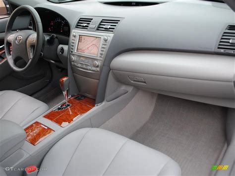 2010 Toyota Camry XLE V6 interior Photo #38572768 | GTCarLot.com