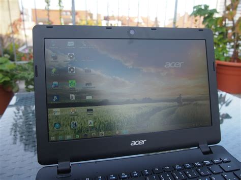 Acer Aspire Es C A Netbook Review Notebookcheck Net Reviews