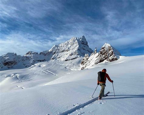 Guided Rogers Pass Ski Touring Adventure BC 57hours