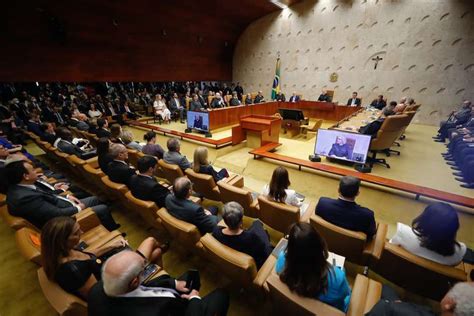 STF suspende julgamento sobre alcance da Justiça Militar