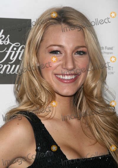 Photos And Pictures Nyc 101707 Blake Lively Gossip Girl Viva La