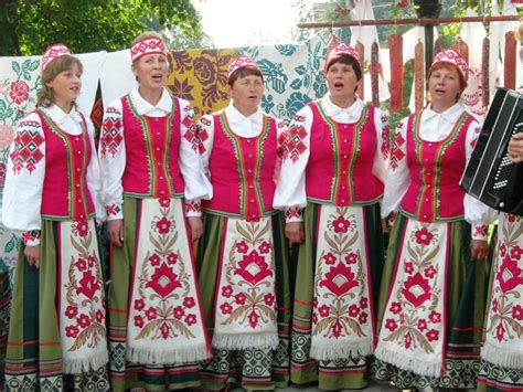 Traditional Australian Clothing