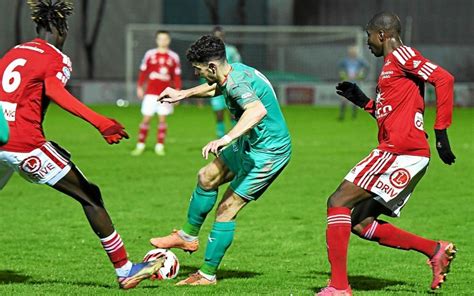 N Locmin A Encore G Ch Face La R Serve Du Stade Brestois Foot Amateur Bretagne