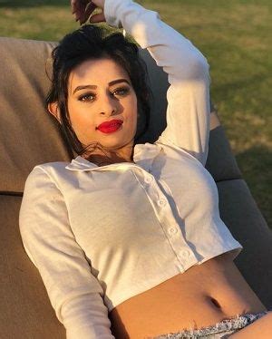 Ankita Dave Wiki Bio Age Boyfriend Height Weight Hot Photos Facts