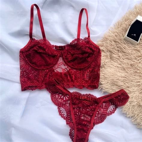 Conjunto Meia Taça sem Bojo Aro e Calcinha de Renda Lingerie Feminina Nunca Usado
