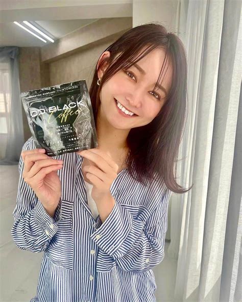 山吹香織さんのインスタグラム写真 山吹香織instagram「ダイエットコーヒー始めてみました☕️🥸 ️‍🔥 Dd Black