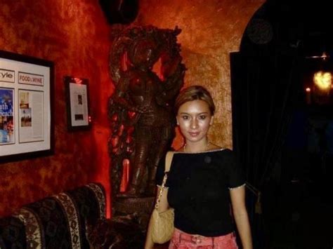 Y Ph Ng X Kho Nh Di N Bikini Th I M I Qua M Ng Chu N N Ho Ng Sexy Th P Ni N