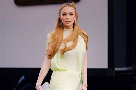 Lindsay Lohan Wears Vibrant Green Gown At 2024 Disney Legends Awards