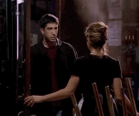 Rachel And Ross GIFs - Find & Share on GIPHY