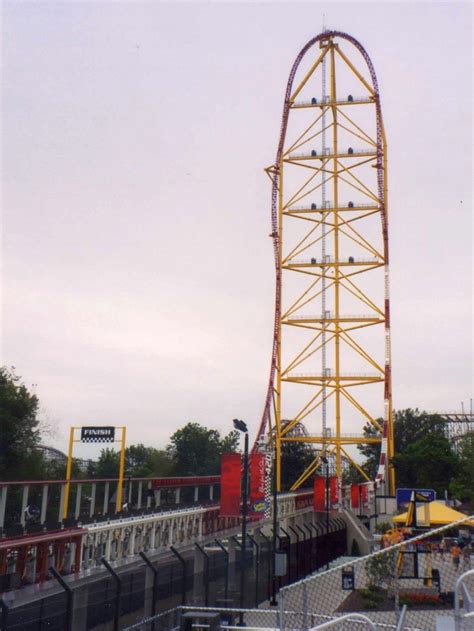 Top Thrill Dragster Launch