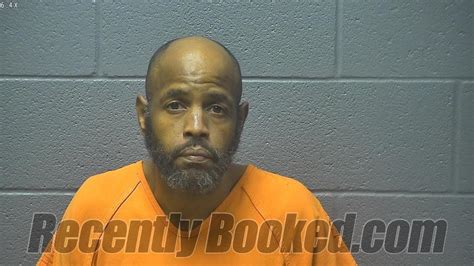 Recent Booking / Mugshot for MICHAEL ANTHONY COACHMAN in Warren County ...