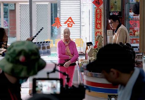 97歲奶奶失智10年卻能維持輕症，醫師也訝異！導演徐紫柔：用愛和幽默陪伴，失智也能活得很歡樂 50 好好 Line Today