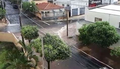 Chuva Forte Deixa Vias Alagadas Em Rio Preto E Araçatuba São José Do