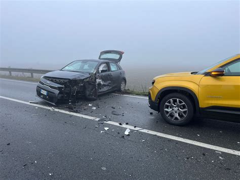 Crescentino Maxi Incidente Lungo La Provinciale 31bis Traffico