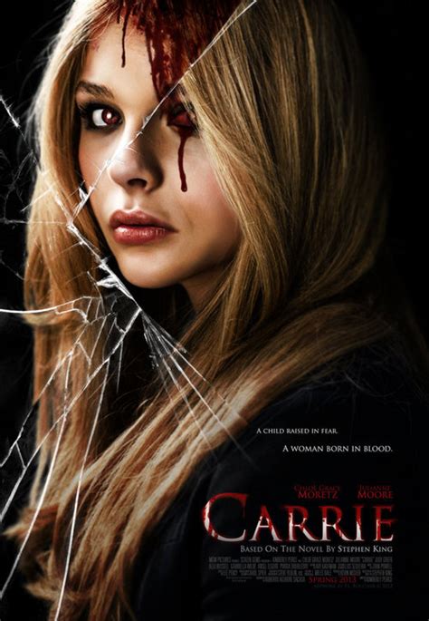 CARRIE Director Kimberly Peirce on Blood, Book, and Characters — GeekTyrant