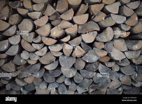 Log Stack Hi Res Stock Photography And Images Alamy