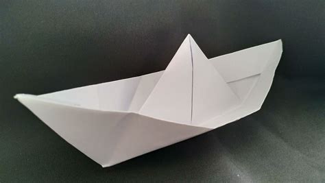 Fishing Boat Paper Simple Origami In 2025 Origami Easy Origami