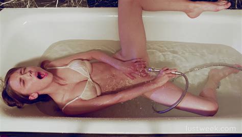 Mila Azul Get Closer And Wetter With Mila Version Extended Lustweek Scene18051 Porn Pic