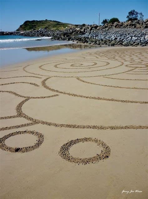 Beach Sand Land Art: Beach Art, Sand Art, Land Art, Earth Art, 2