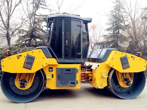 LTC212 Double Steel Wheel Hydraulic Vibratory Roller