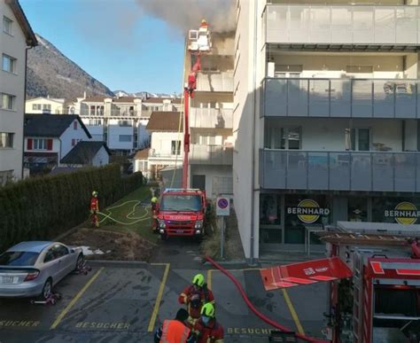 Brunnen SZ Balkonbrand In Mehrfamilienhaus