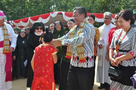 Peresmian Gedung Susteran Di Riam Macan Pemerintah Kabupaten Sanggau