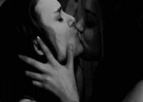 My First Lesbian Experience With My BiCurious Best Friend