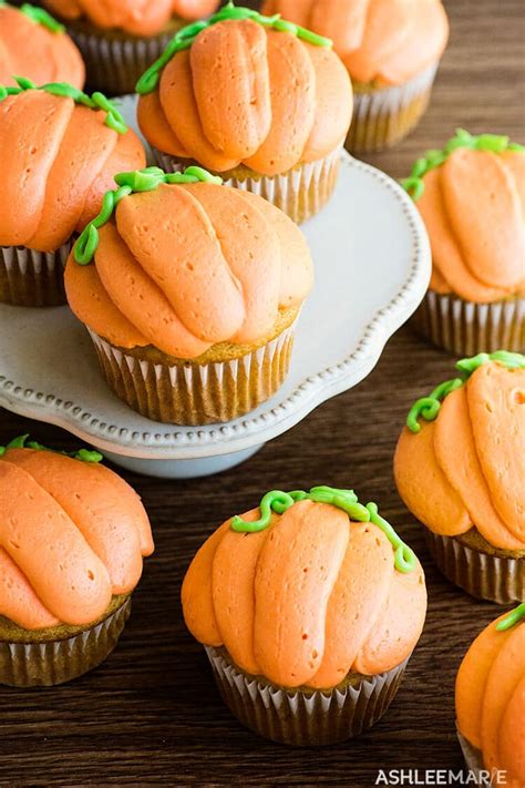 Pumpkin Cupcakes Recipe And Video Ashlee Marie Real Fun With Real Food