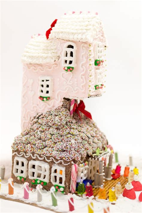 Frau Zuckerfee Amazing Gingerbreadhouse Pink Lebkuchenhaus Christmas