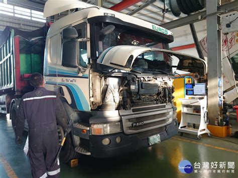 南市授權維修廠代檢柴油車 便利車主就近檢測拿標章