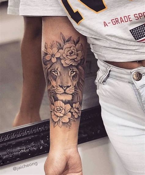 Pin on Leão Forearm tattoo women Girl arm tattoos Beautiful tattoos