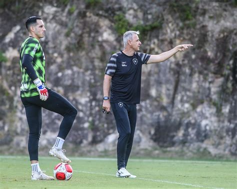 Sem Vencer Nos Ltimos Tr S Jogos Botafogo Encara O Volta Redonda Pela