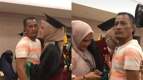 Viral Ekspresi Ayah Menahan Tangis Di Wisuda Putrinya Penuh Haru Hot