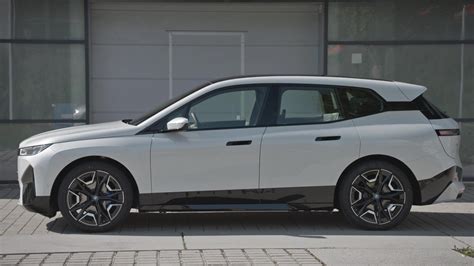 The First Ever Bmw Ix Exterior Design In White